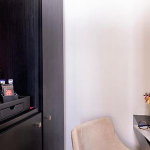 Chambre Eiffel Lit King-Size